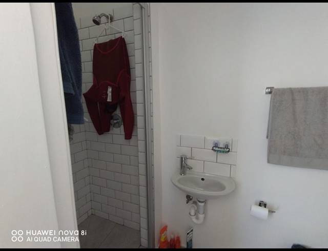 1 BEDROOM PROPERTY TO RENT IN RONDEBOSCH